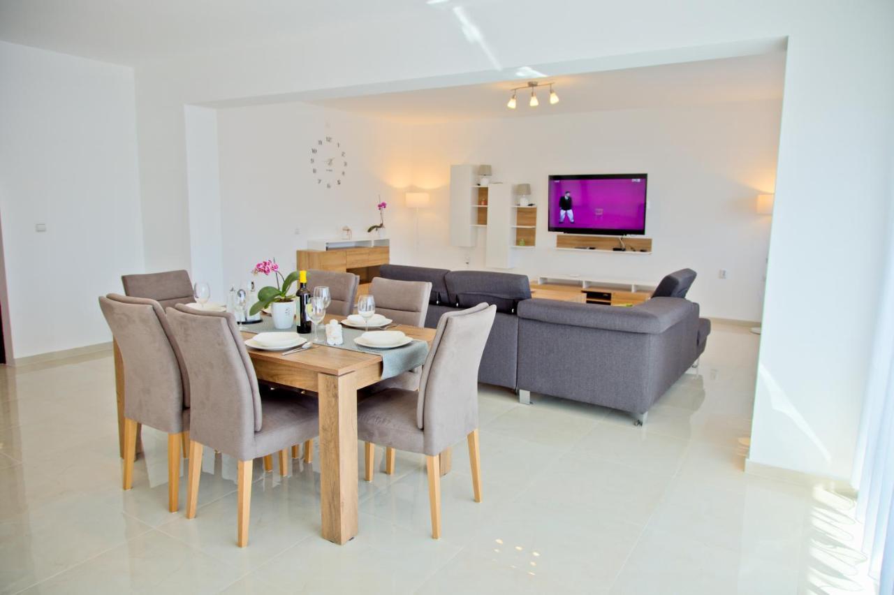 Apartment Karolina - Green Oasis Póla Kültér fotó
